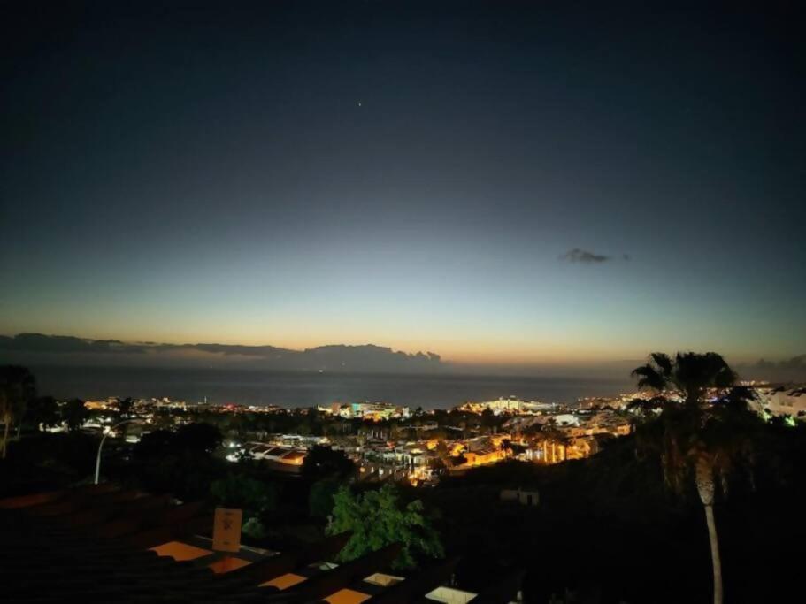 Ampio Appartamento In Ocean View Ov311 阿德耶 外观 照片