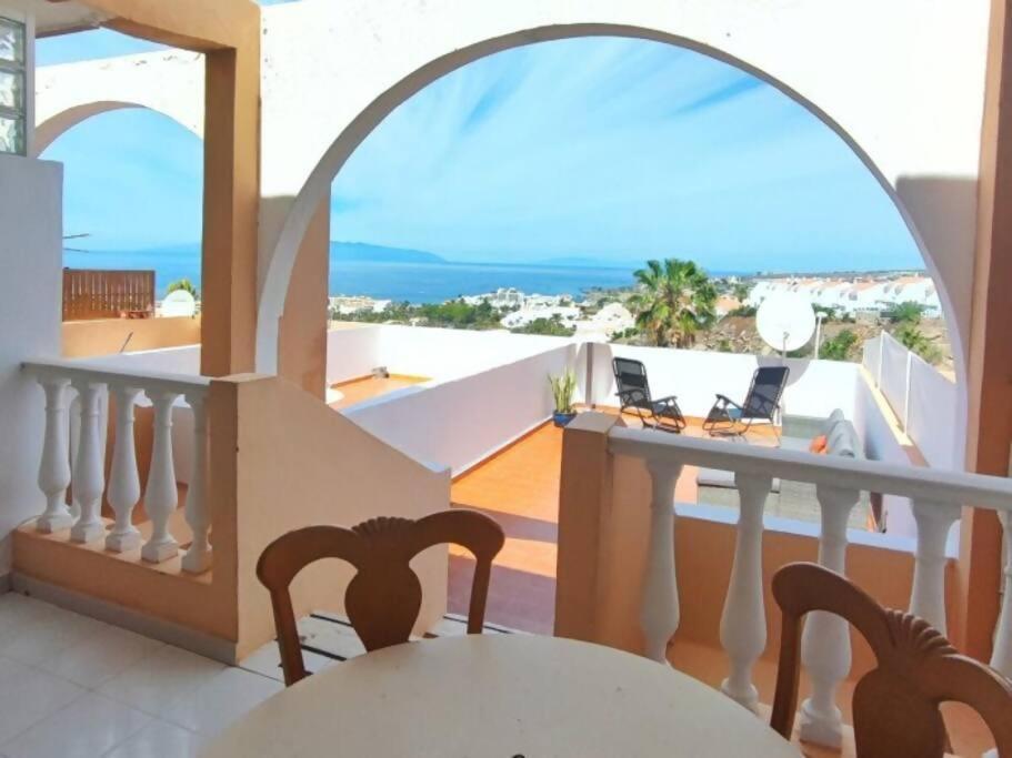 Ampio Appartamento In Ocean View Ov311 阿德耶 外观 照片