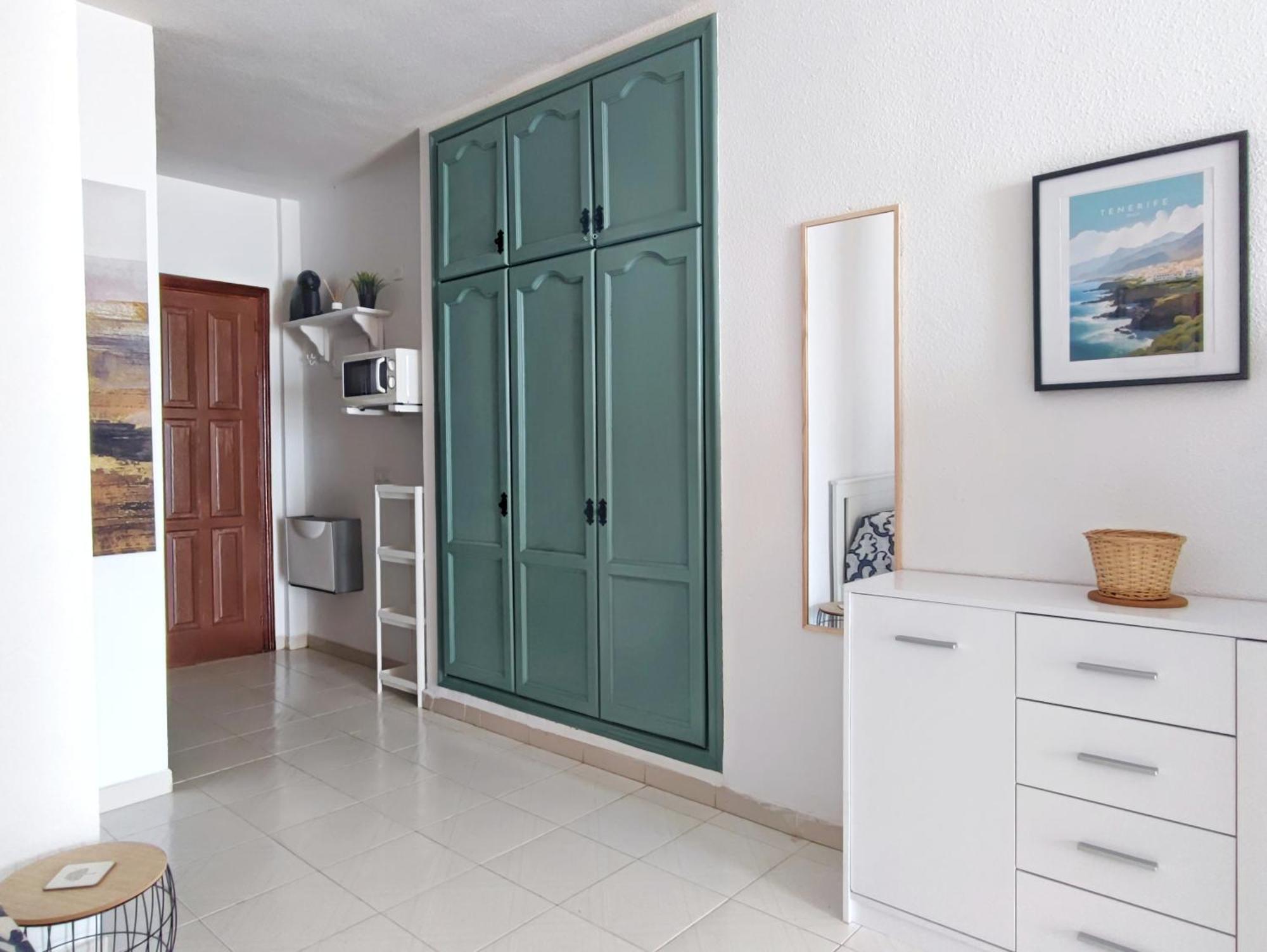 Ampio Appartamento In Ocean View Ov311 阿德耶 外观 照片